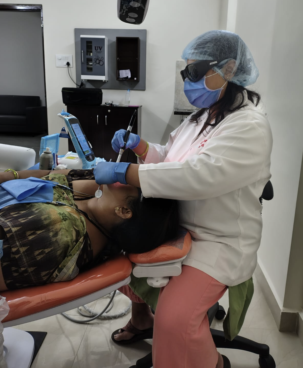 Laser treatment procedure at SJ Apex Dental